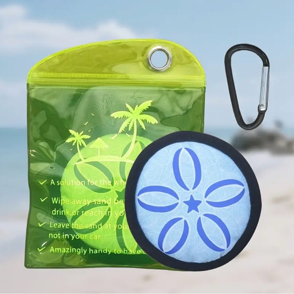 Sand Remover with Carabiner - Blue